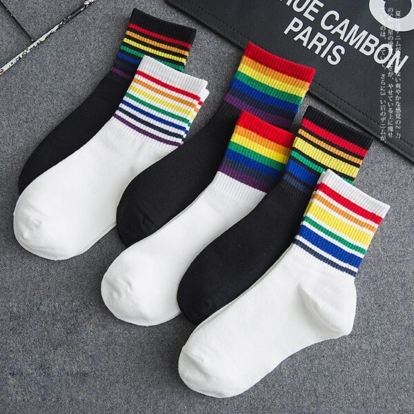 Be-ryl Novedad Calcetines LGBT Rainbow Gay Sport Stocking Casual Unisex Crew Calcetines 30CM